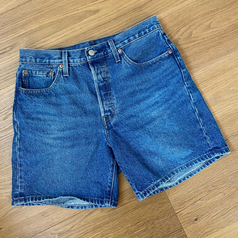 Levi’s 501 Bermuda style shorts